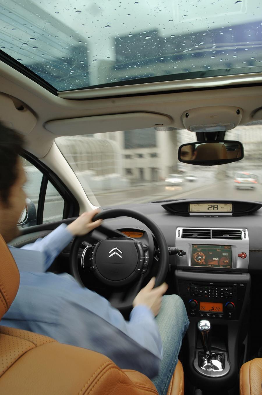  Citroen C4 2005 года  (фото 66 из 150)